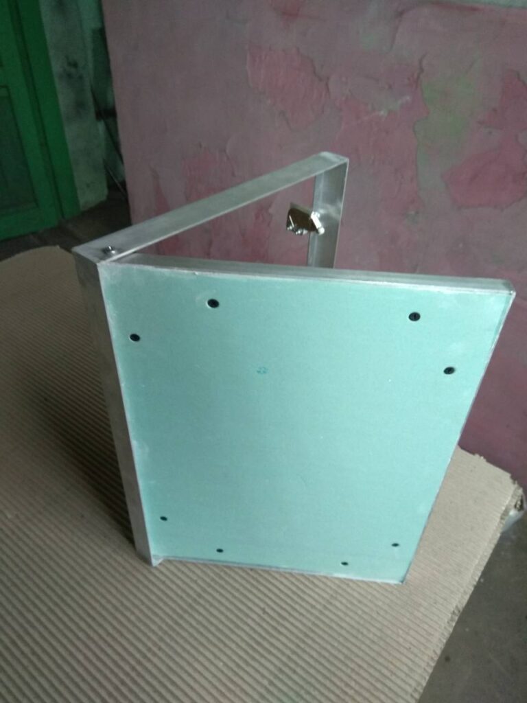 Люк под покраску